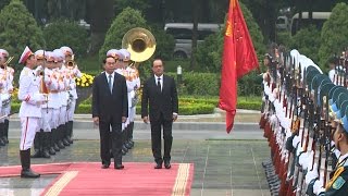 Lễ đón chính thức Tổng thống Pháp Hollande sang Việt Nam | Tin Tức 24H