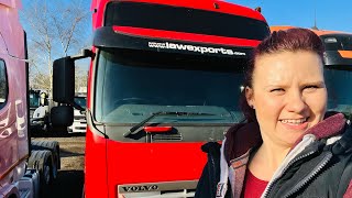 Shopping, searching for The One. Owner operator buying her first truck unit 26/1/22