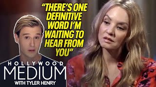 Tyler Henry Connects Wendi McLendon-Covey To Her Late Gay Uncle FULL READING | Hollywood Medium | E!