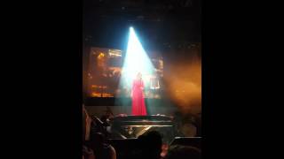 Εν λευκώ - Νατάσσα Μποφίλιου @Βοτανικός live stage Βαβέλ