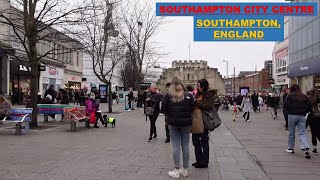 Walk at Southampton City Centre, Southampton England