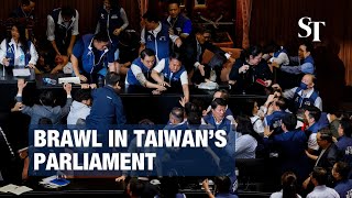 Taiwan lawmakers brawl over Parliament reforms