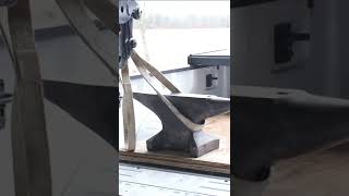 How to lift a 400 pound anvil #shorts