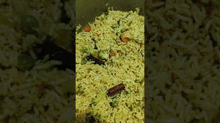 Brokoli veg biryani #biryani #youtubeshorts #food #foodie #trending #foodielover #shorts