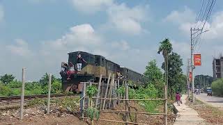 old engine \u0026 old coach Jamalpur commuter | Dhaka - Jamalpur Train entry Joydebpur Junction