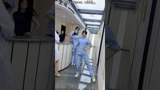 经理又出来扫大家兴了 #shortsdance #dance #dancevideo #nurses #护士跳舞