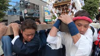 令和元年  　立川諏訪神社　例大祭「立川夏祭り」神輿おもてなし渡御です　迫力満点です　「生」。