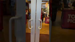 Pick Up To Go Order From Red Robin #shorts