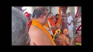 Jagadguru HH Sri Sri Bharati Tirtha Mahasannidhanam performs the #Pattabhishekam: Dwaraka \u0026 Badri