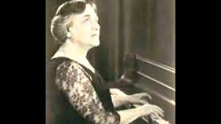 Myra Hess plays Beethoven Sonata No. 30 Op. 109 (2/2)