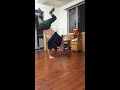 bboy 小邱 單手跳60下