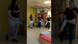 Χορεύουμε «χόκι πόκι» στο 5ο Τμήμα Προσχολικής Αγωγής του Δήμου  Χαλανδρίου
