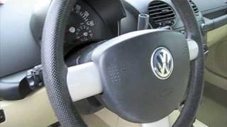 2004 Volkswagen Beetle Convertible Start Up, Engine, and In Depth Tour