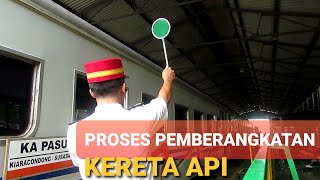 Proses Pemberangkatan Kereta di Stasiun Klaten