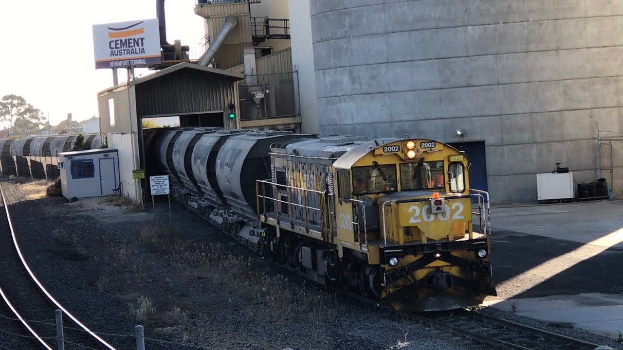 Tasrail Dq Class Devonport Cement Train Youtube