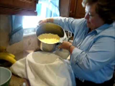 The Making of the Eaaster Cheese (Hrudka) The Making of the Eaaster Cheese (Hrudka)