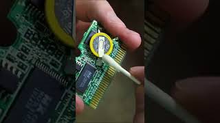 Replacing Pokemon Emerald Battery