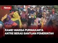 Ratusan Warga Purwakarta Antre Beras Bantuan Pemerintah