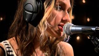 Speedy Ortiz - Raising The Skate (Live on KEXP)
