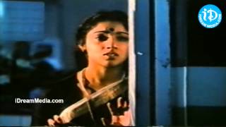 Mouna Ragam Movie - Mohan, Revathi Sentimental Scene