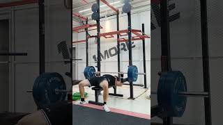 卧推100kg，达到b站人均水平了吗。