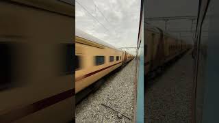 Single LINE Crossing | 12704 Falaknuma Sf Express #shorts #indianrailways #trainvideos #wap7 #train