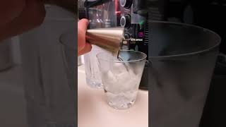 【#思家酒吧】10 sec classic #cocktail tutorial 🍸 #gin #alcohol #chill #recipe #shorts #shortsrecipe