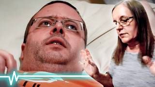 Schizophrenic Patient Doesn't Believe In Hospitals | Paramedics: Emergency Response 10 Min Ep