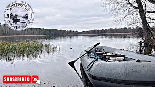 РЫБАЛКА НА ЛЕСНОМ ОЗЕРЕ. Где найти щуку осенью.Что словил то и приготовил. Атмосфера зашкаливает.