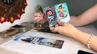 Essa pessoa VOLTARÁ para Minha VIDA? Com quais INTENÇÕES? Tarot Amor