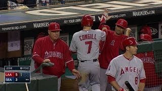 LAA@SEA: Trout plates Cowgill on a sac fly to right