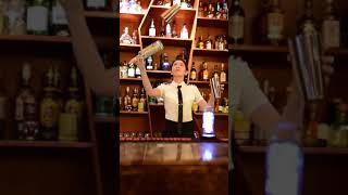 Amazing action of beautiful bartender｜Amazing bartender skill