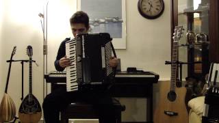 Ελληνικό ποτπουρί ρεμπέτικων - λαϊκών τραγουδιών Greek potpourri folk-rebetiko songs with accordion