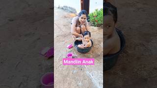 Mandiin Anak#videoshort #mandi#mandiinbayi#viral