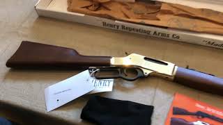 unboxing henry 30-30 GOLDEN BOY rifle (model H009B)