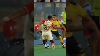 Caño de Emmanuel Martínez vs Universitario Copa Libertadores 2022