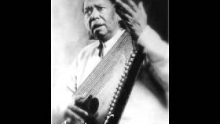 Raag Nandeshwari, Ustad Salamat Ali Khan, Live 1987. Excerpt