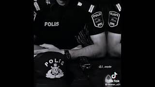 Azərbaycan polisi.