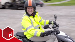 Oves julegavetips: Moped | Asbjørns julekalender | discovery+ Norge