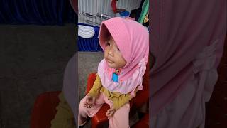 Adilah lagi kondangan