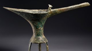 Here is a bronze jue from the Erlitou site in #Luoyang, #Henan, used to serve warm wine in the Xia