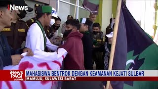 Ricuh! Mahasiswa Bentrok dengan Keamanan saat Aksi Demo di Kejati Sulbar #iNewspagi 07/07