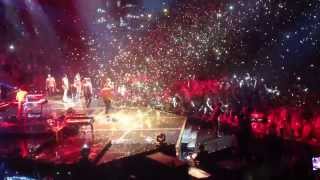 13.08.15 Bruno Mars Concert at Houston Toyota Center - vid01