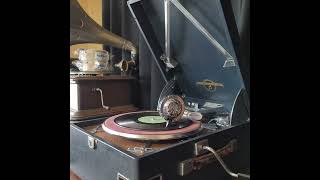 （童謡）井口 小夜子・川上 みよ子 ♪赤ちゃんのことば♪ 78rpm record. Columbia Model No G ｰ 241 phonograph.