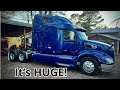 Truck Tour of my 2020 Peterbilt 579 with 80 inch Ultra-loft