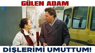 Gülen Adam Türk Filmi | Yusuf, Naciye'ye Aşık Oluyor!