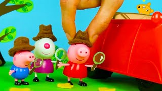 Peppa Pig's Missing Teddy Bear 🧸 Peppa Pig Toy Videos