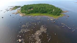 Island hopping on Gulf of Bothnia