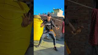 छोटी चुकी चीज हजार गहकी #trending #dance #bhojpuri man रखनी #shorts #youtubeshorts#dance#viral