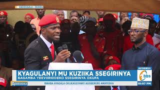 Kyagulanyi mu Kuziika Ssegirinya, Bannabyabufuzi Bakolokose Gavumenti, Bagamba Yemuviiriddeko Okufa